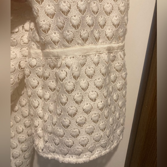 Talbots Dress Shirt. - Picture 3 of 9